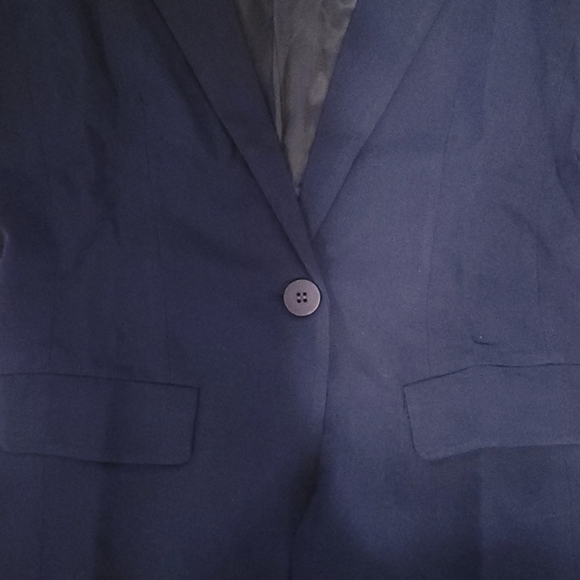 Navy blazer - Picture 2 of 4